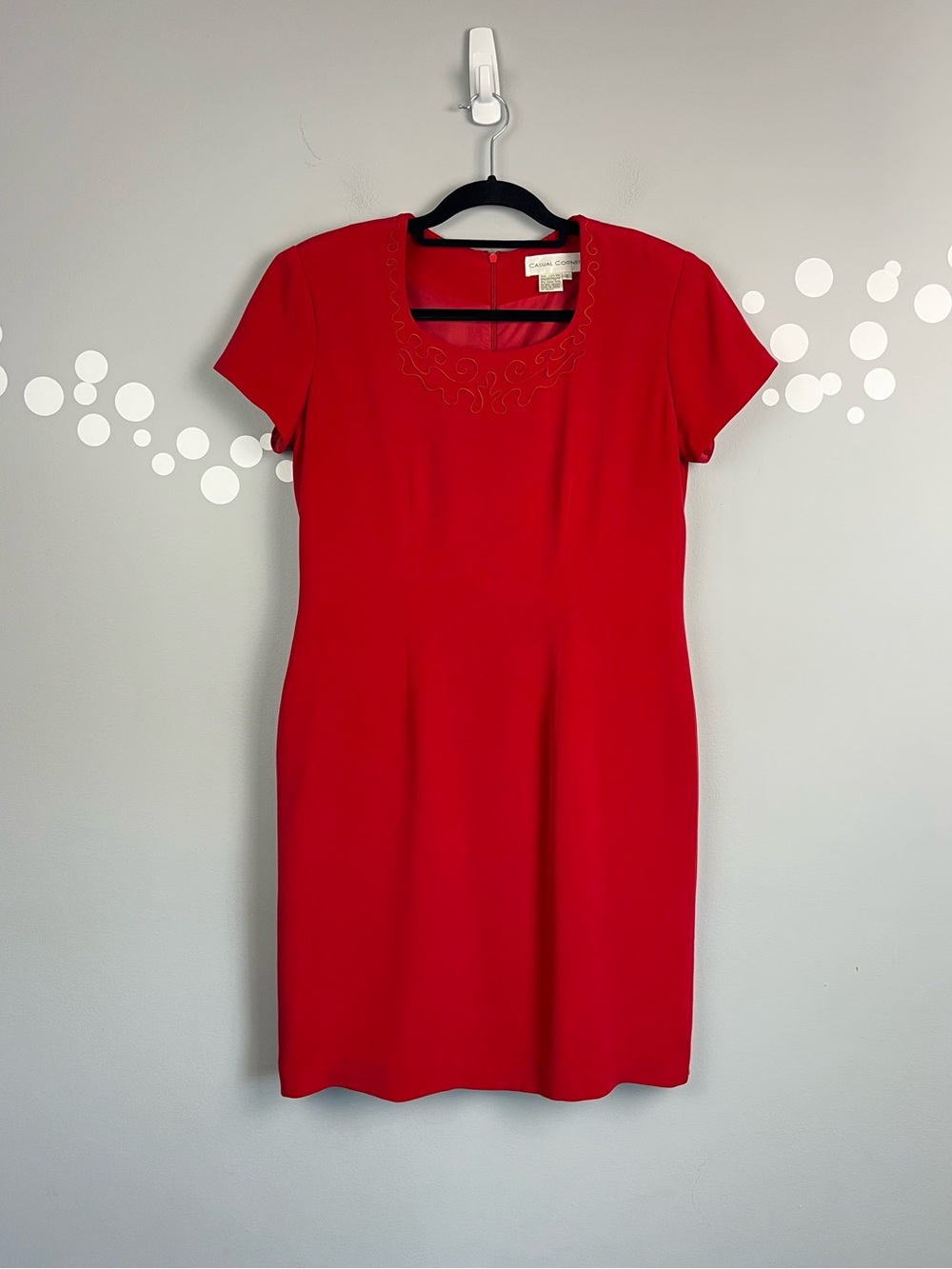 Casual Corner Red Silk Blend Sheath Dress Embroidered Neck Size 8